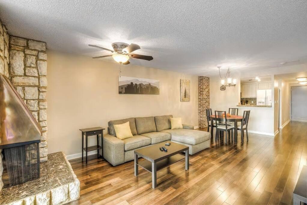 2 Bedroom Condo Heart Of Lodo W/Great View/Amenities Денвер Екстер'єр фото